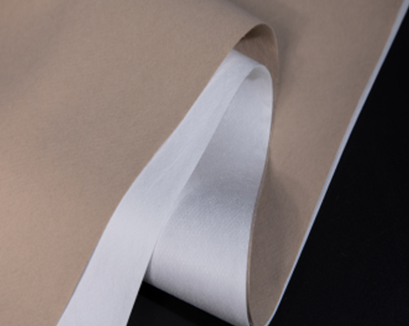 Processus de fabrication de tissu élastique non tissé