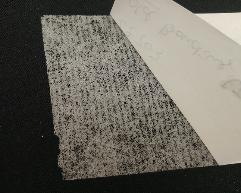 Papier de doublure en maille thermofusible PA